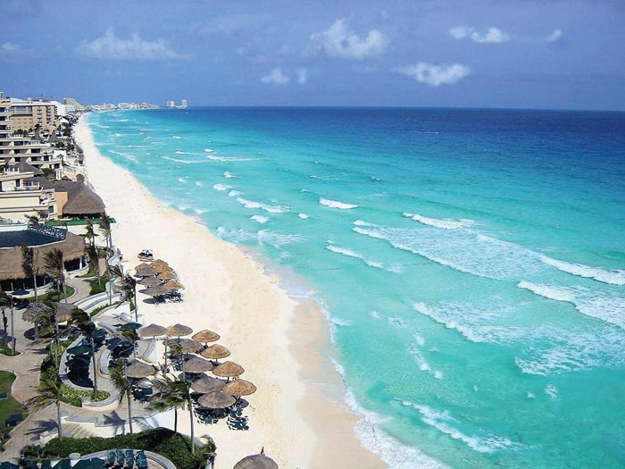 La très belle plage de Cancun
