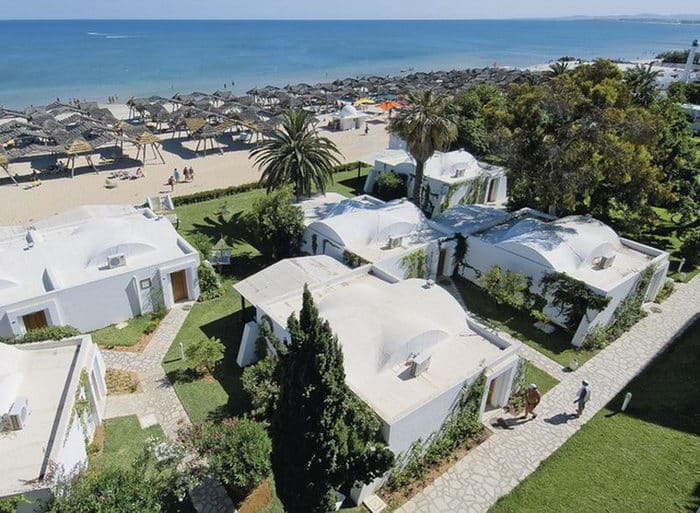 Les bungalows sont disposés à quelques mètres seulement de la plage