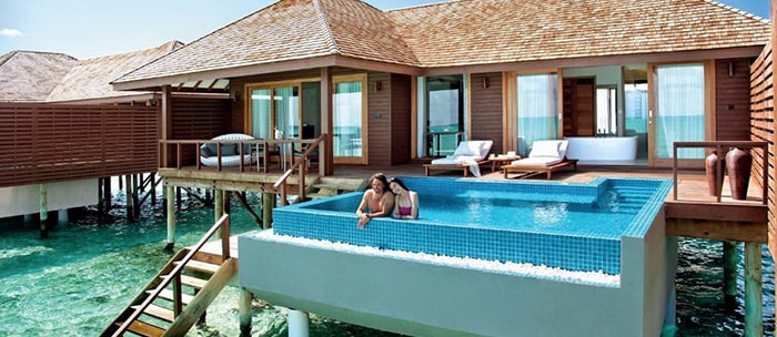 La Deluxe Water Vlla with Pool de l'Hideaway Beach Resort & Spa 