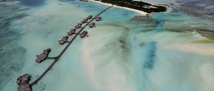 Gili Lankanfushi Maldives Resort 5* : Remarquez la distance entre chaque villa pilotis. Ici, aucun problème d'intimité. 
