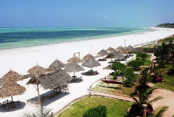 Cliquez sur la photo pour accéder à la fiche technique du Waridi Beach Resort 4* à Zanzibar