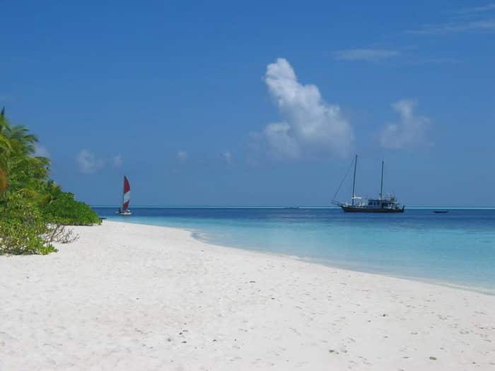 Les plages paradisiaques sont présentes tout autour de l'île