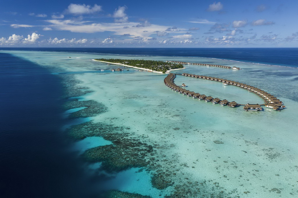 PULLMAN MALDIVES MAAMUTAA RESORT 5*